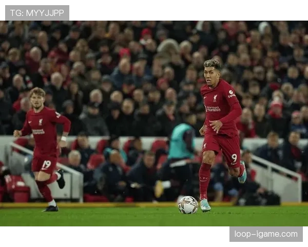 英超争冠白热化：阿森纳曼城强势领跑，利物浦强势崛起搅局