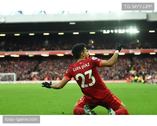 重磅转会！顶级球星加盟豪门，开启职业生涯全新篇章