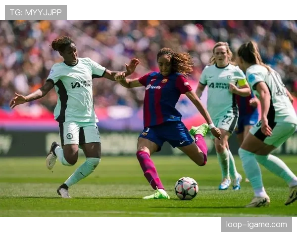 女足欧冠最佳射手状态火热，强势助球队挺进决赛